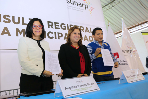 Titular de la Sunarp present servicio virtual para que Municipalidades accedan a base de datos registrales.